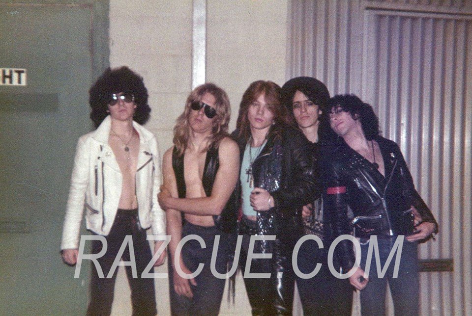 [26/03/85] Troubador - Hollywood, California. USA. => (Formación de Guns N' Roses) Tumblr_p4zhiaqIVA1uprv4qo1_1280