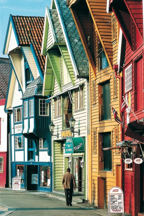 bergen norway norge colourful wooden houses