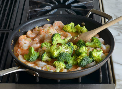 foodffs:Sweet & Sour Shrimp with BroccoliFollow for...