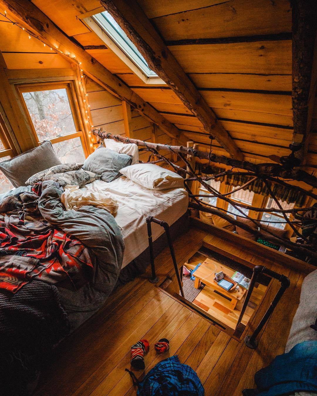 Cabin Vibes ↟ — Kyle Finn Dempsey 