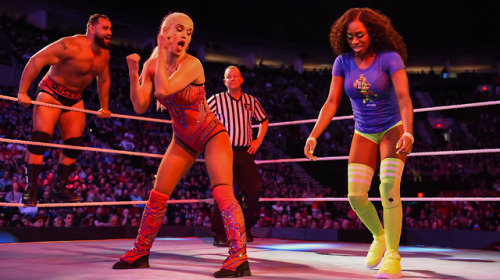 wwedivadeluxex:Jimmy Uso & Naomi vs. Rusev & LanaWWE...