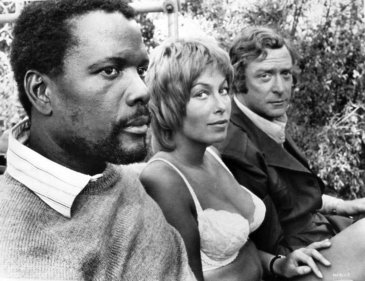 Suvanant Kongying pictures Jill Haworth foto