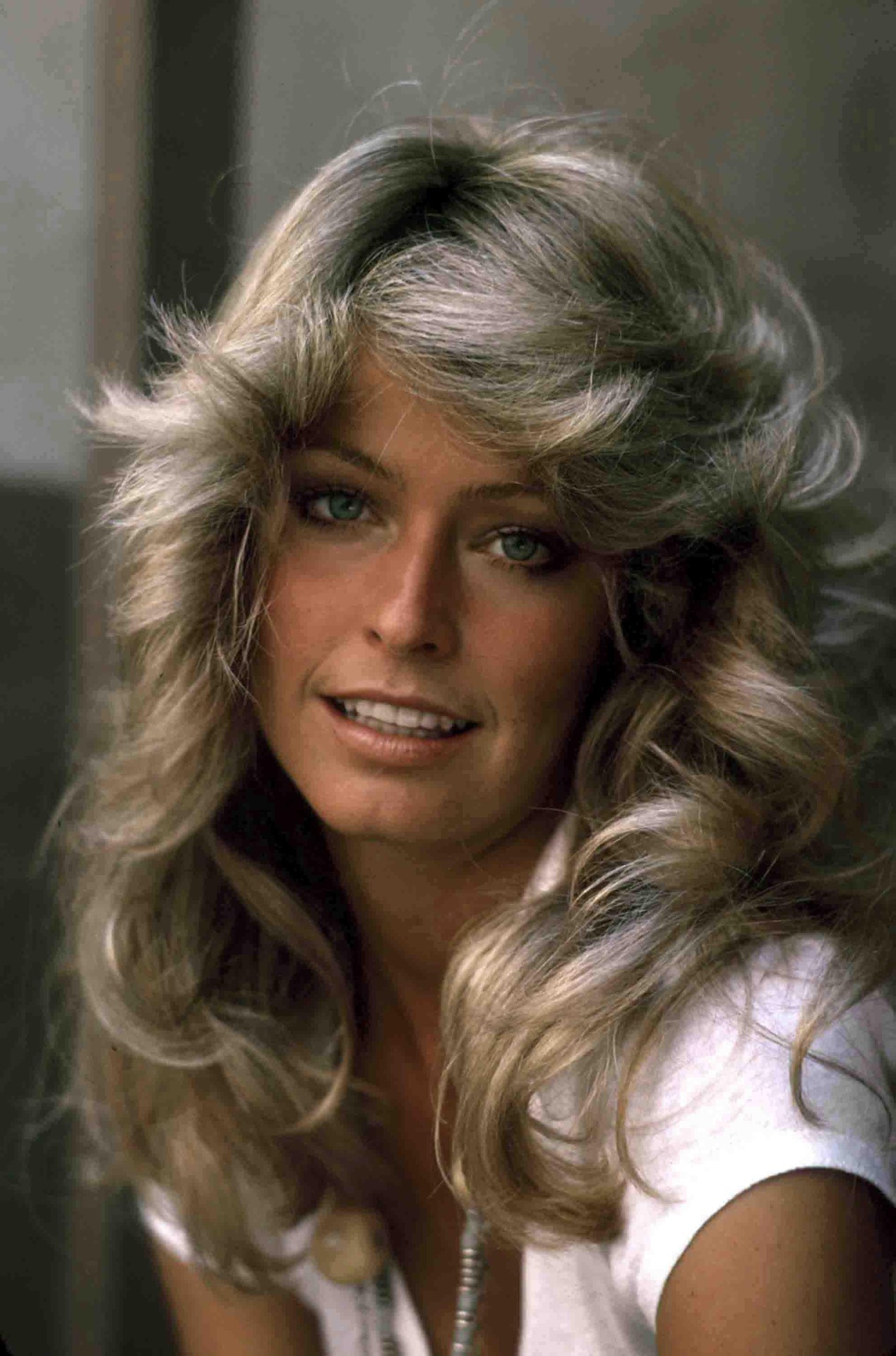 NOW AND THEN — endlessme Farrah Fawcett Via 70spostergirls