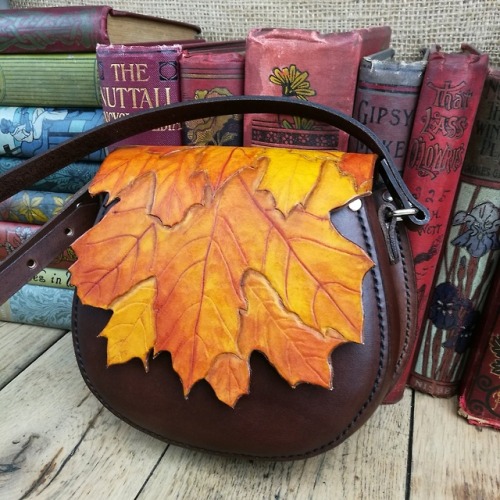 sosuperawesome:Leather BagsBlack Orchard Emporium on EtsySee...