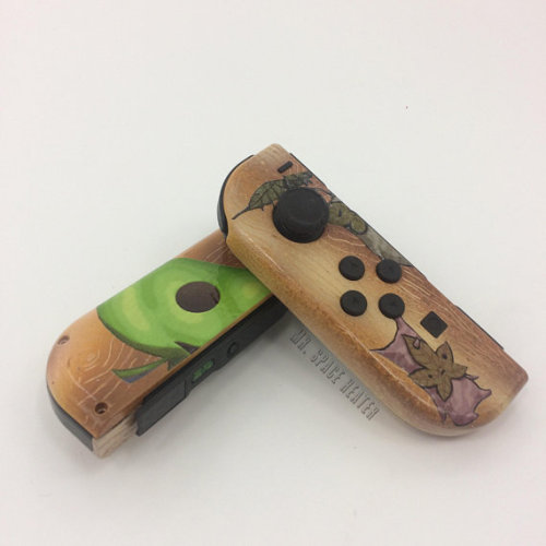 retrogamingblog:Custom Korok Switch Joy-Cons made by TheArtBubo