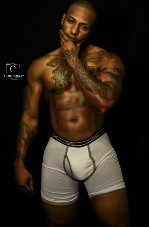 Black Bulge Huge Bulges