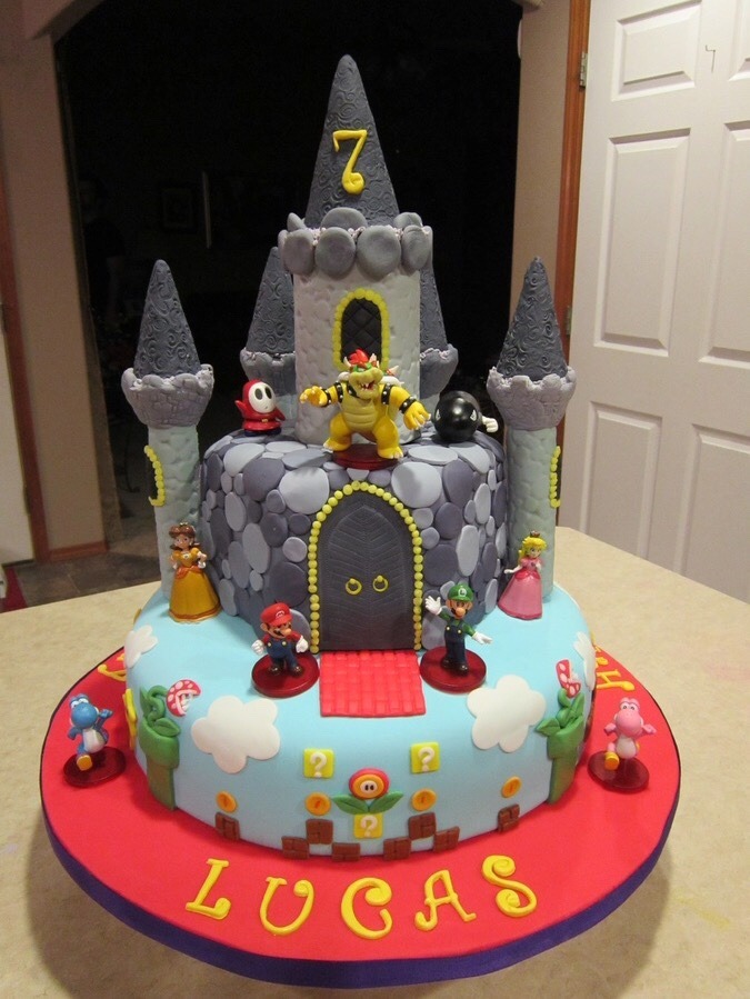 Super Mario Cake Pictures