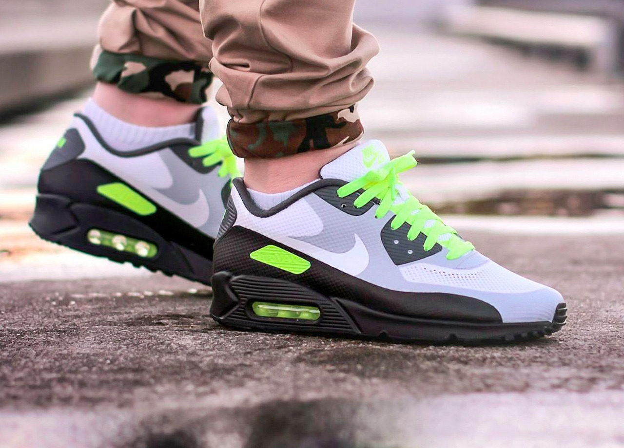 nike id air max 90 hyperfuse