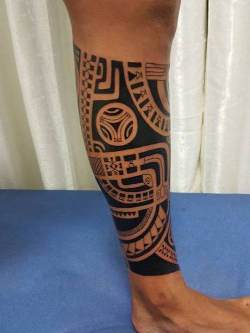 By Patu Mamatui, done at Tattoo by Patu, Papeete.... tribal;leg;polynesian;big;facebook;twitter;patu;on dark skin;other