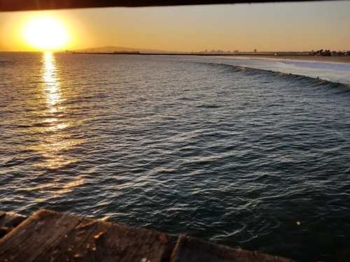 Friday Oct 12th, 2017 Seal Beach PierSpread love, good vibes...