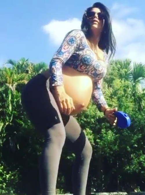 PreggoLove22