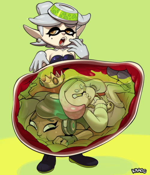 bomkragg:Some marie commissions, black and white one was from...