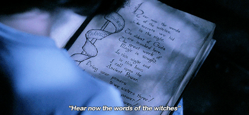 RÃ©sultat de recherche d'images pour "charmed hear the words of the witches"