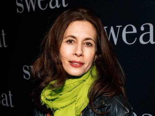 Oh That Woman Jessica Hecht Is So Gorgeous And She Was My First