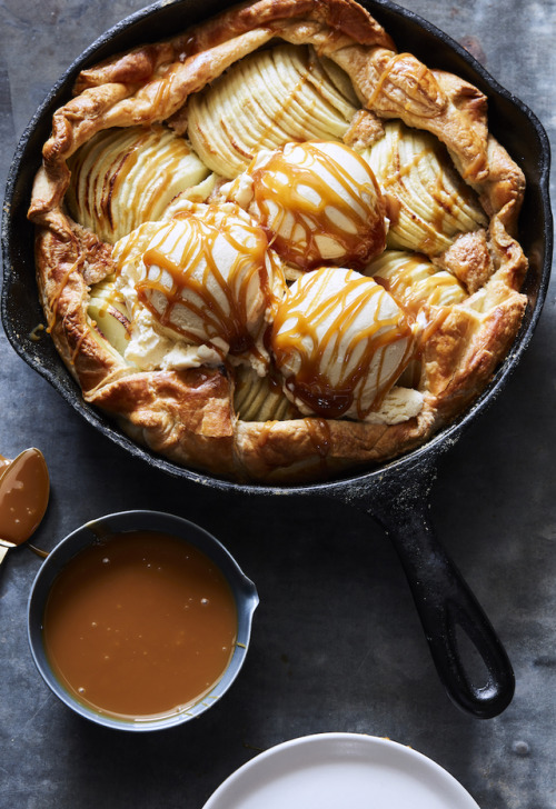 verticalfood:Puff Pastry Apple Galette