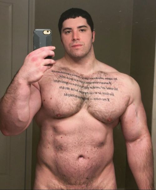 muscleryb:Adam GerberOmg