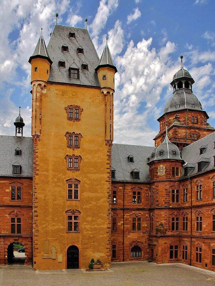 Photography ,Fine art and sometimes History • Castle Johannisburg in