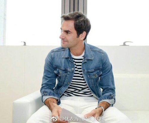 rfederer2:Roger Federer at the Uniqlo Shanghai Flagship...