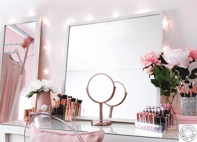 Makeup vanity mirror with lights has nonâ€“slip, non-scratch base and you can plug it into an outlet or computer and not have to use batteries. It is easy and comfortable for travel use. Along with that you easily find varieties of small vanity mirror...