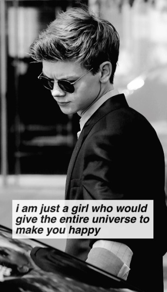 Thomas Sangster Lockscreen Tumblr