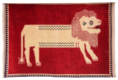 nietp:Pictorial Lion and Leopard Qashqai rugs from the 1930s,...