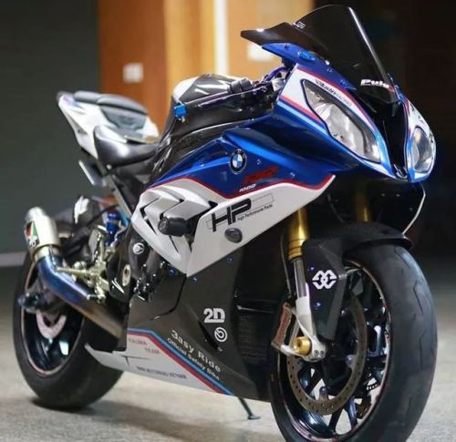 motorcycles-and-more:BMW HP4