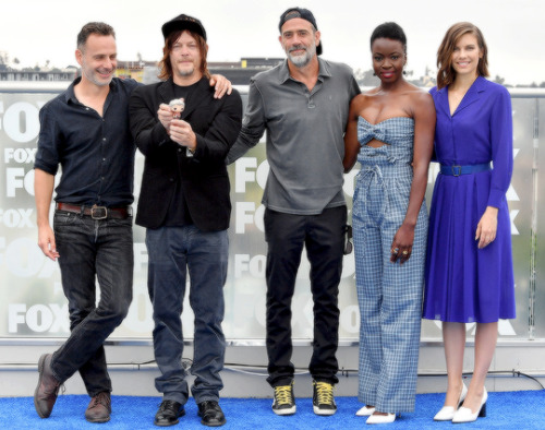 dailytwdcast: Andrew Lincoln, Norman Reedus, Lauren Cohan,...