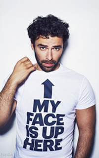 Aidan Turner B04d141a59d44c11865ab01fbf24bb2eada4d9a5