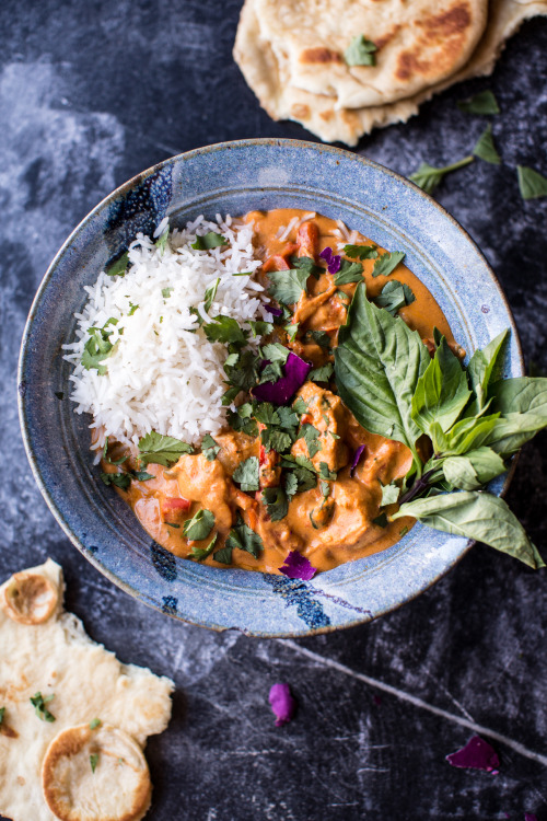 yummyinmytumbly:Crockpot Creamy Cashew Chicken