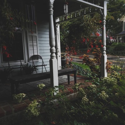 oldfarmhouse:
“Fall evening
@rusticstyle
”