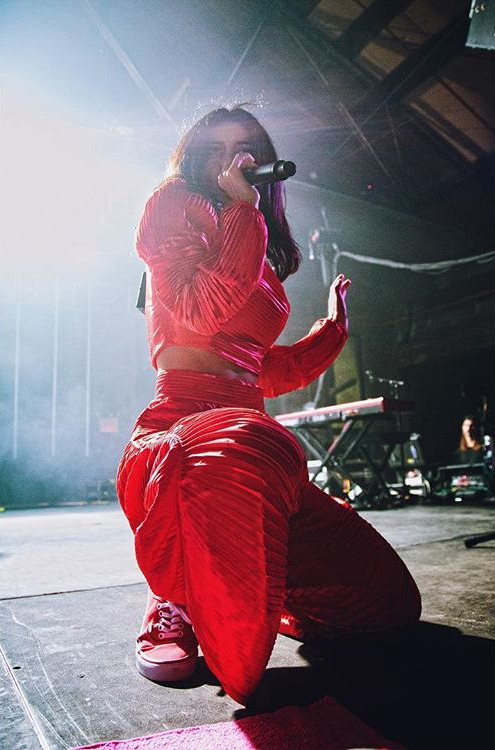 marinaupdates:Marina Diamandis performs at Knockdown Center in...