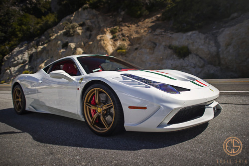 eddieshih:Ferrari 458 Speciale canyon run.