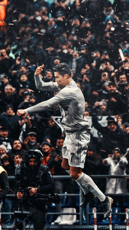 Wallpaper Hd Cristiano Ronaldo