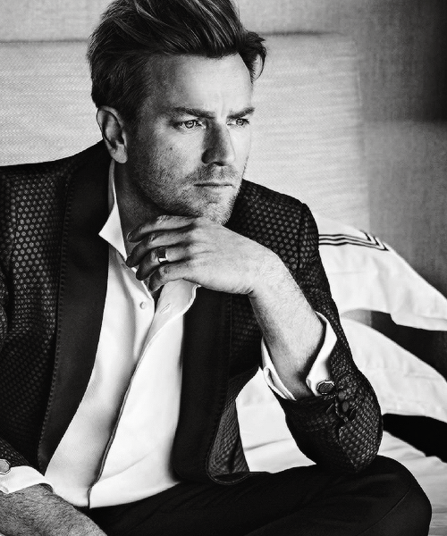 Sexy Old Dudes Daily Mcgregor Ewan McGregor For Rhapsody