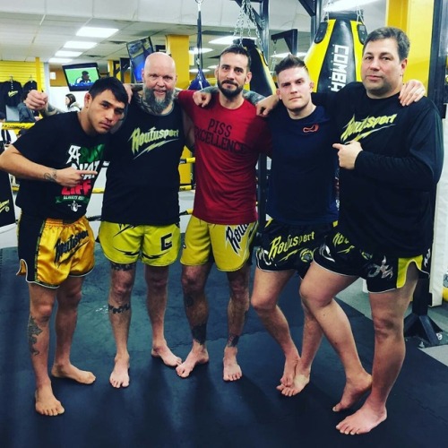 paolacepalee:New pic of CM Punk and teammates training in...