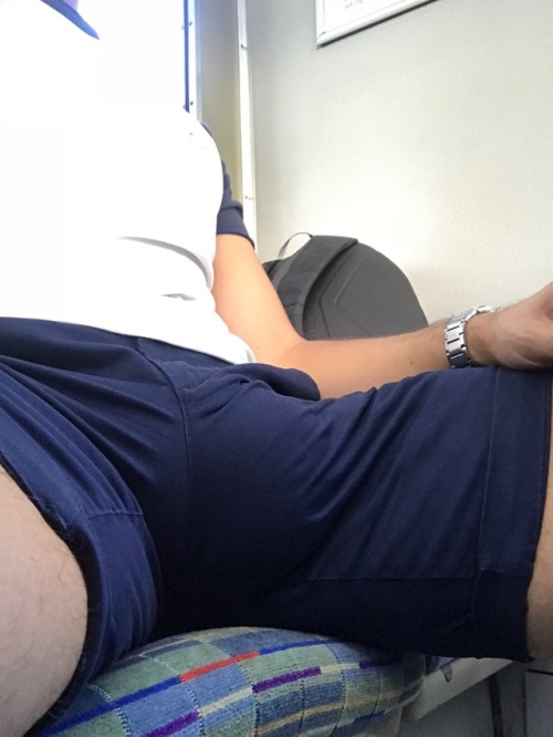 Thick Huge Bulge Bottom