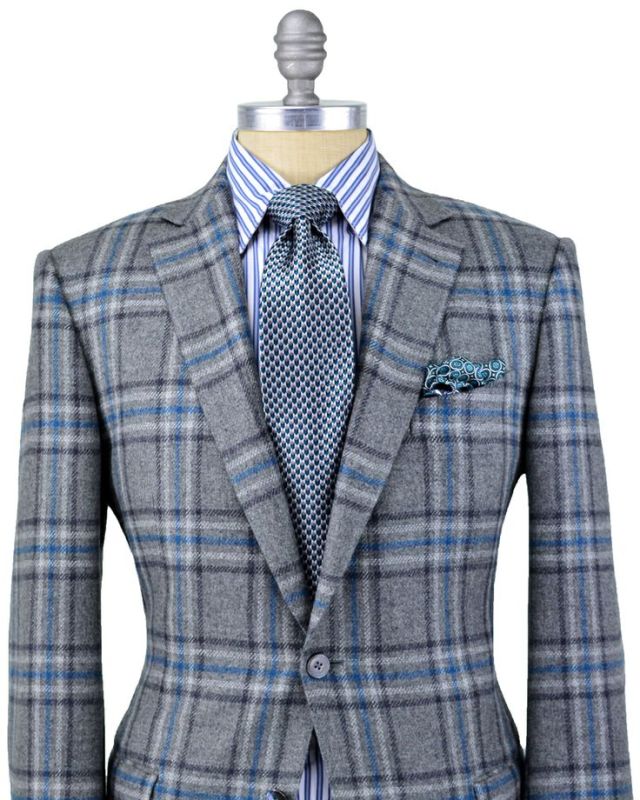 2 different patterns + strong stripes and strong... - Everybody loves Suits