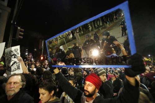 the-gasoline-station:Berkeley to Brooklyn: Protesters...