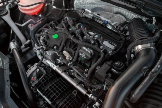 motor turbo do novo Chevrolet Onix carro zero