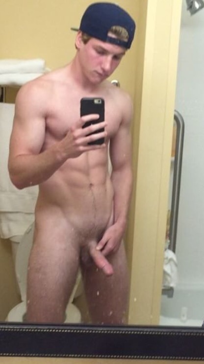 str8boysonly:Follow HERE for more STRAIGHT BOYS!