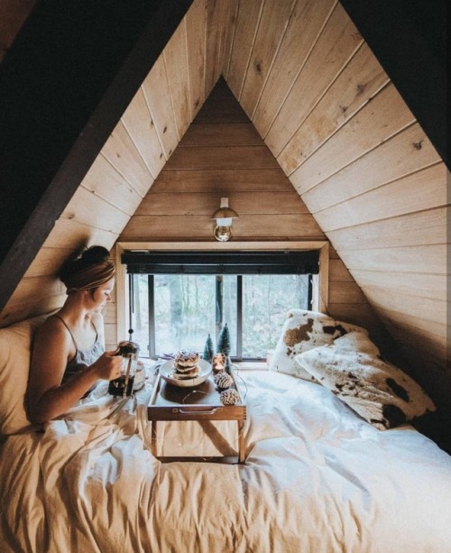 attic bedrooms | Tumblr