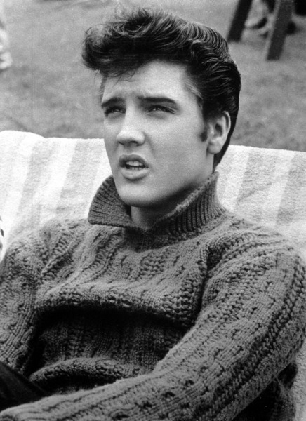 twixnmix:Elvis Presley on the set of “Jailhouse Rock” (1957) ...