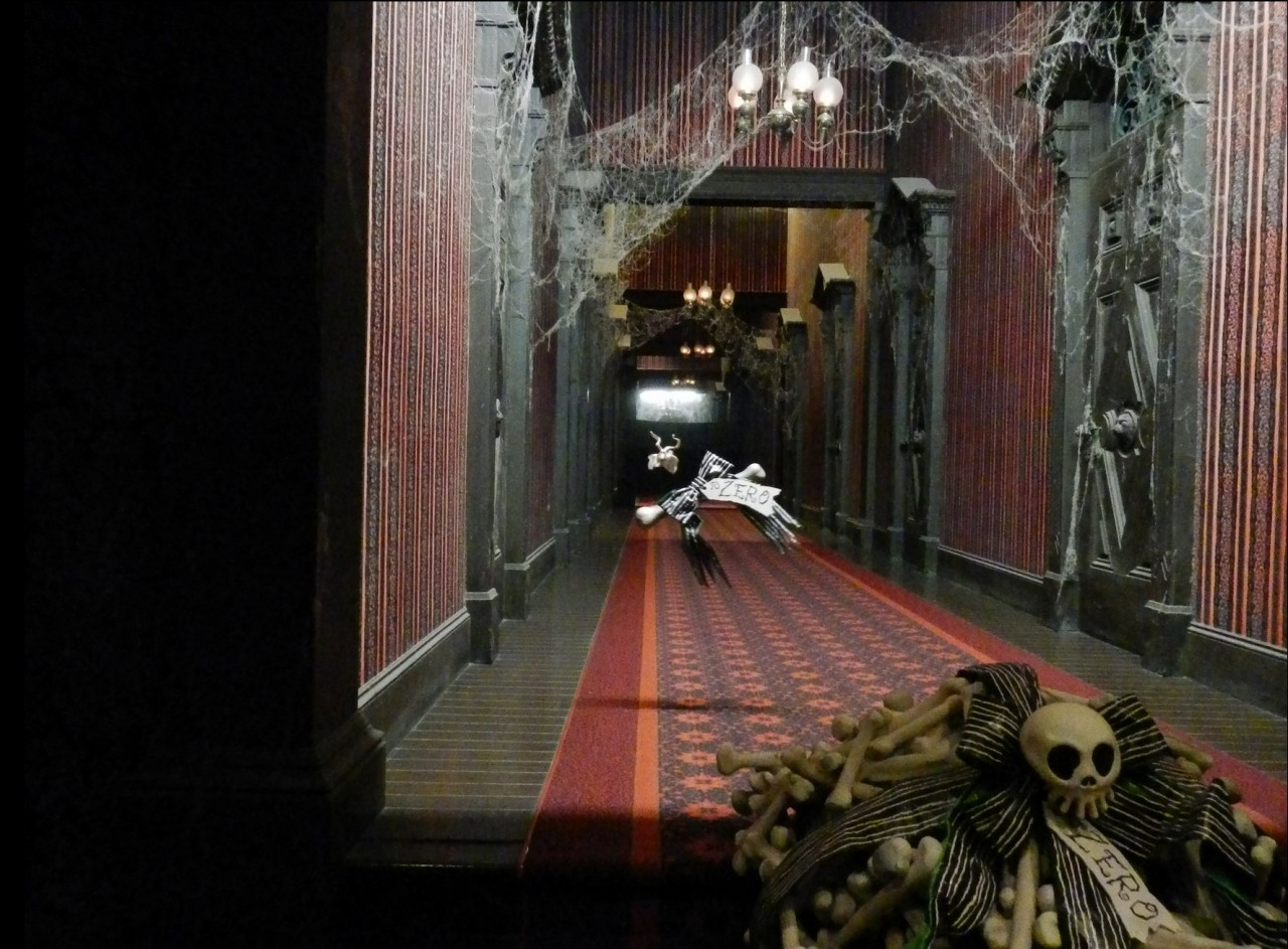 haunted mansion endless hallway