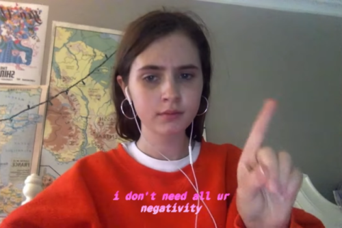 unfoldthisside:clairo - pretty girl (x)