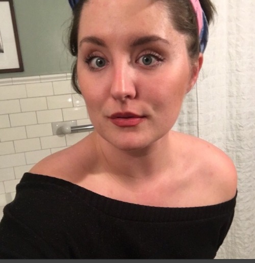 selfies my face ignore me face tag mirror pics like it’s 2008