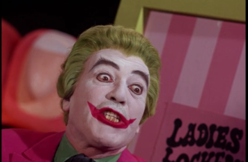 pumamanredux:Screen caps from “Surf’s Up, Joker’s Under”...