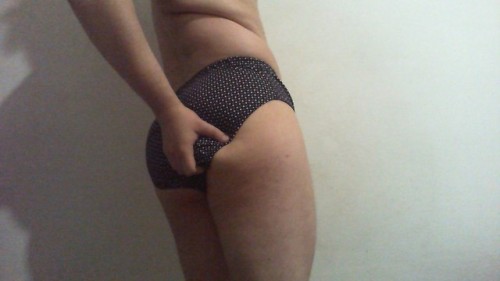 Some more of me on my hot Van Heusen bikini briefs!