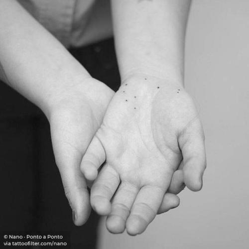 By Nano · Ponto a Ponto, done in Buenos Aires.... nano;astronomy;constellation;hand poked;facebook;twitter;taurus constellation;minimalist;palm;medium size;hand