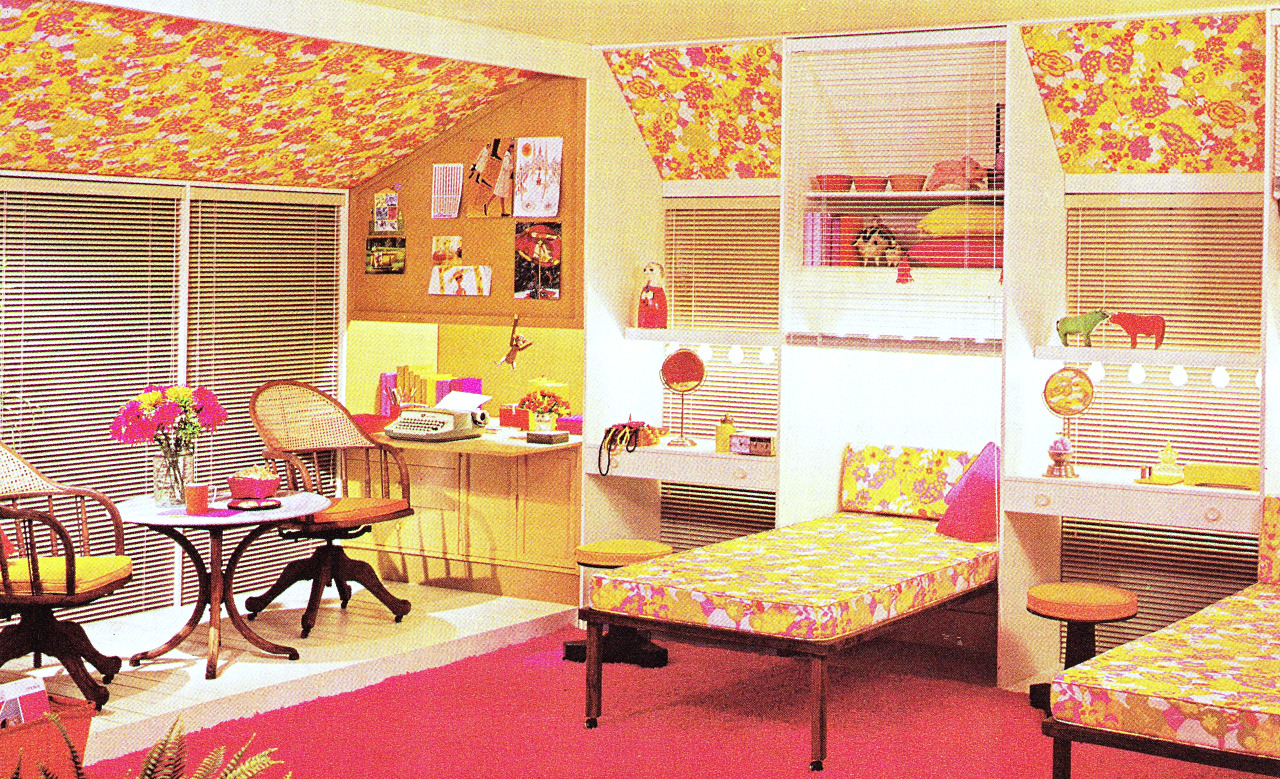 Bedroom Decor, 1960s The Giki Tiki