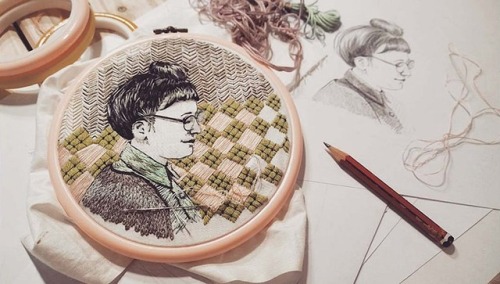 mymodernmet:Artist’s Embroidered Portraits Use Thread Like...